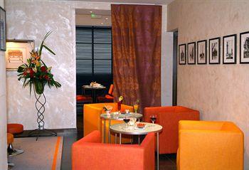 Hotel Champlain Paris 99 Bis Rue De Rome