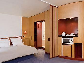 Suite Novotel Reims Centre Hotel 1 Rue Edouard Mignot