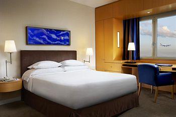 Sheraton Paris Airport Hotel & Conference Centre Roissy-en-France Bp 35051 Tremblay En France