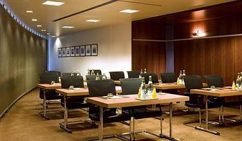 Sheraton Paris Airport Hotel & Conference Centre Roissy-en-France Bp 35051 Tremblay En France