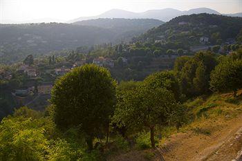 Le Saint Paul Hotel Saint-Paul-de-Vence 86 Rue Grande