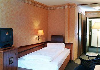 Abarin Hotel Baden-Baden Rotenbachtalstrasse 30