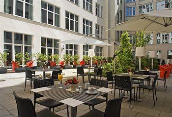 Adina Apartment Hotel Berlin Checkpoint Charlie Krausenstrasse 35-36