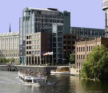 Abion Spreebogen Waterside Hotel Berlin Alt-Moabit 99