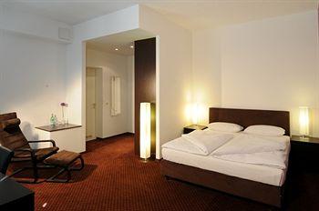 Hotel City B Berlin Potsdamer Strasse 129