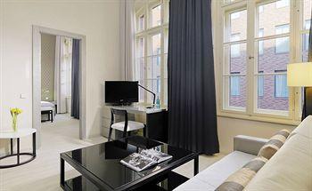 H10 Berlin Ku‘damm Hotel Joachimstaler Straβe 31-32