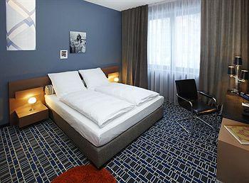 25hours Hotel Frankfurt am Main Niddastrasse 58