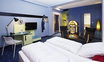 25hours Hotel Frankfurt am Main Niddastrasse 58