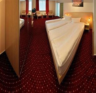 Amedia Hotel Hamburg Moorfleet Halskestrasse 72