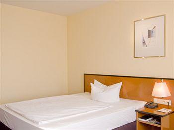 Achat Hotel Mannheim Hockenheim Gleisstrasse 8/1