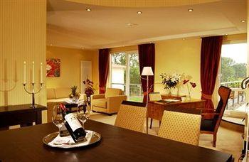 Best Western Premier Castanea Resort Hotel Adendorf Scharnebecker Weg 25