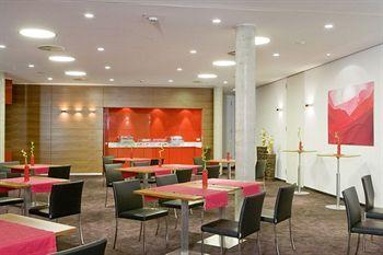 Hilton Garden Inn Stuttgart Neckarpark Mercedesstrasse 75