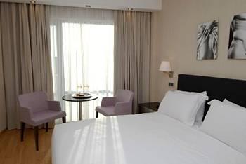 The Athens Gate Hotel 10 Syngrou Avenue