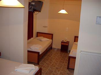 Faros 1 Hotel Piraeus Notara 140