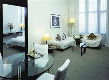 Regal Airport Hotel Hong Kong 9 Cheong Tat Road