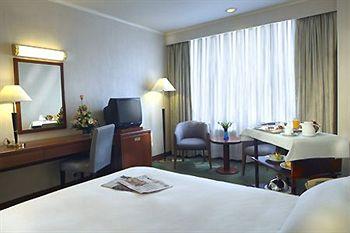 Metropark Hotel Kowloon Hong Kong 75 Waterloo Road