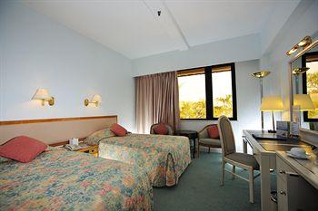 Silvermine Beach Hotel Hong Kong D.D. 2 Lot 648 Silvermine Bay Mui Wo Lantau Island