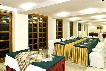 Atithi Hotel Agra Tourist Complex Area, Fatehabad Road