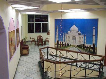 Hotel Taj Plaza Agra Taj Mahal (Eastern Gate, Shilp Gram 