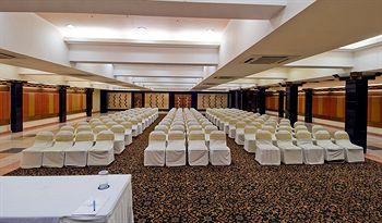 Sarovar Portico Hotel Ahmedabad Bhawan's College Road