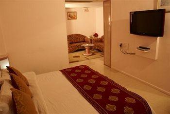Hotel Nalanda Ahmedabad Mithakhali Six Roads,Ellisbridge