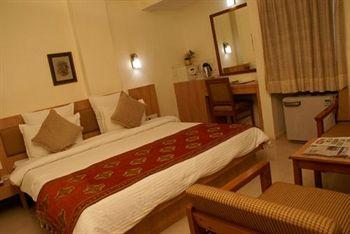 Hotel Nalanda Ahmedabad Mithakhali Six Roads,Ellisbridge