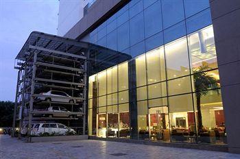 St Laurn Towers Hotel Ahmedabad 15, Ashram Road