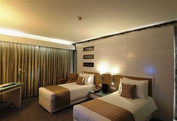 St Laurn Towers Hotel Ahmedabad 15, Ashram Road