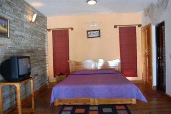 Kasaar Jungle Resort Almora Nr. Kasar Devi Temple Binsar Road