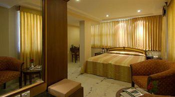 Pai Viceroy Hotel JC Road Bangalore 6 1st Cross J.C. Road (Near Minerva Circle)