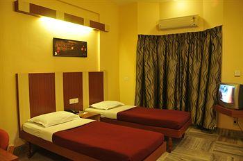 Hotel Bangalore Gate 9 & 12 Gajanana Towers K G Road