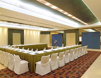 Royal Orchid Hotel Bangalore 1 Golf Avenue, Adjoining KGA Golf Course, Airport Road