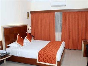 Magaji Orchid Hotel Bangalore No.3, Nagappa Street, Seshadripuram