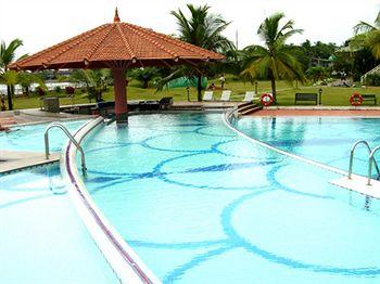 Le Meridien Resort Kochi Maradu