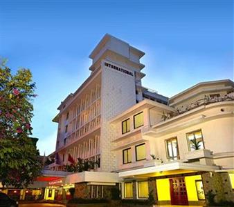 The International Hotel Kochi PB No 3563 M G Road Ernakulam