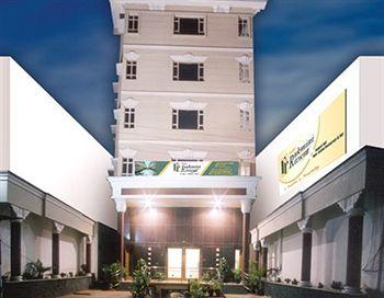 Rukmini Riviera Hotel Hyderabad 6-1-1062, Lakdi Ka Pul