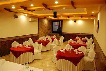 Hotel Ratnawali Jaipur New Colony Near Panch Batti