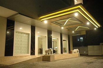 Sarovar Portico Hotel Jaipur Plot no. 90, Bhan Nagar –B, Prince Road, Queen’s Road,
Vaishali Nagar