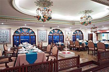 Clarks Amer Hotel Jaipur Jawaharlal Nehru Marg