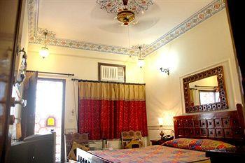 Umaid Mahal Hotel Jaipur C-20/B-2 Bihari Marg, Jai Singh Highway, Bani Park