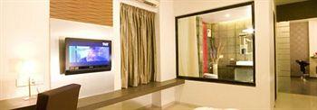 Hotel Raysons Regency Kolhapur New Shahupuri, Near S.T. Stand