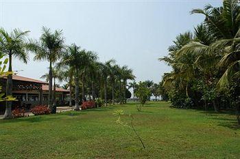 Backwater Ripples Resort Kumarakom Kumarakom South