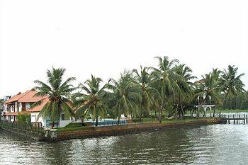 Backwater Ripples Resort Kumarakom Kumarakom South