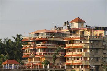 Hill & Sea View Resort Kovalam Mottavila, Avaduthura, Vizhinjam (PO)
