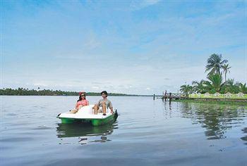 Pristine Island Resort Kochi Kovilakam Kodamthuruthu