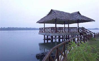 Pristine Island Resort Kochi Kovilakam Kodamthuruthu