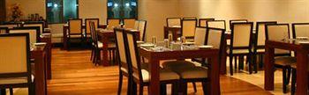 Hotel Riverside Resort Kumbakonam 32, 33, College Road