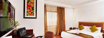 Savera Hotel Chennai 146, Dr. Radhakrishnan Road