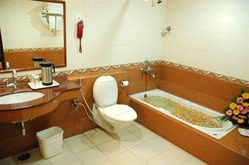 Hotel Chariot Chennai 4 Tirumalai Road, T. Nagar