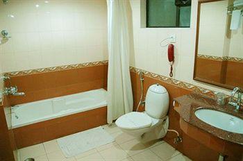 Hotel Chariot Chennai 4 Tirumalai Road, T. Nagar